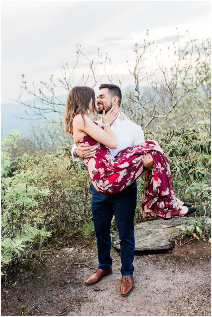 pinnacle trail engagement session